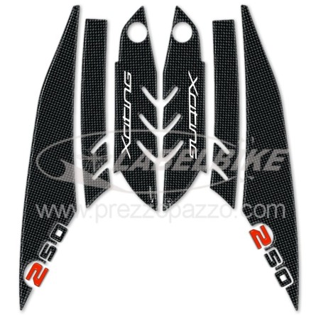 KIT BOOMERANG 3D ADHESIVES für Scooter XCITING 250 KYMCO-kompatible PROTECTIONS