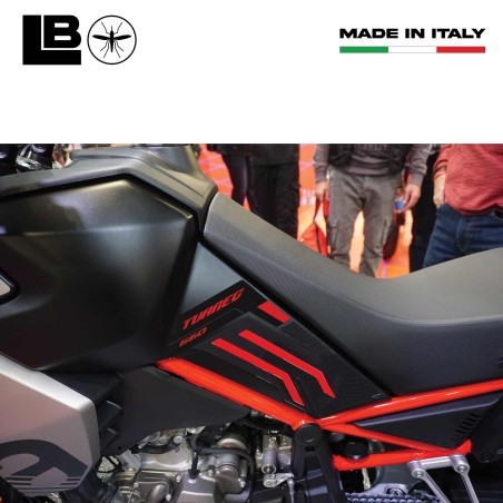 Protezioni laterali serbatoio Adesivi 3D compatibili con Aprilia Tuareg 660 2024