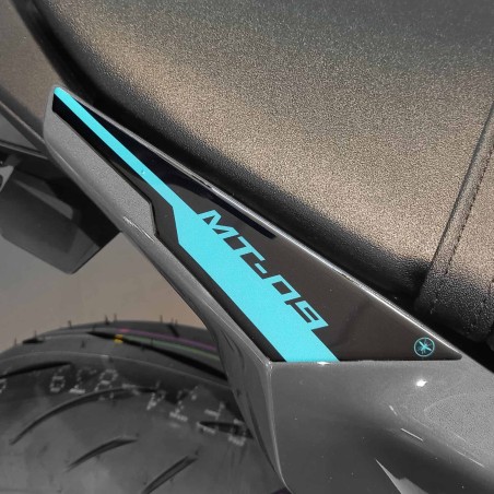 Protector trasero adhesivo 3D compatible con Yamaha MT-09 2024-2025
