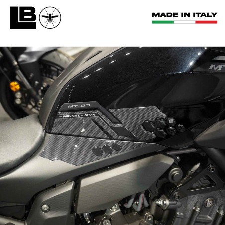 Pegatinas 3D Protectores laterales de depósito de moto compatibles con Yamaha MT-07 2025