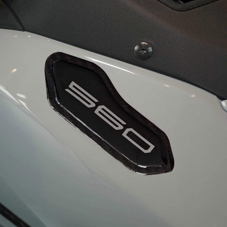 Pegatinas 3D recubiertas de resina carenado tapas de espejo compatibles con Yamaha Tmax 2025