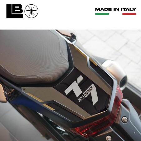 Adhesive gel 3D Protection Tail protector motorbike compatible with Yamaha Tenere 700 2025